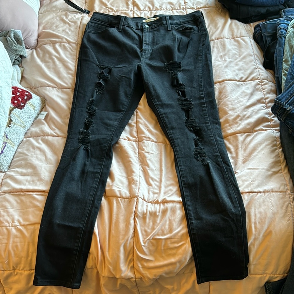 Levi’s 720 high rise super skinny ripped black skinny jeans
